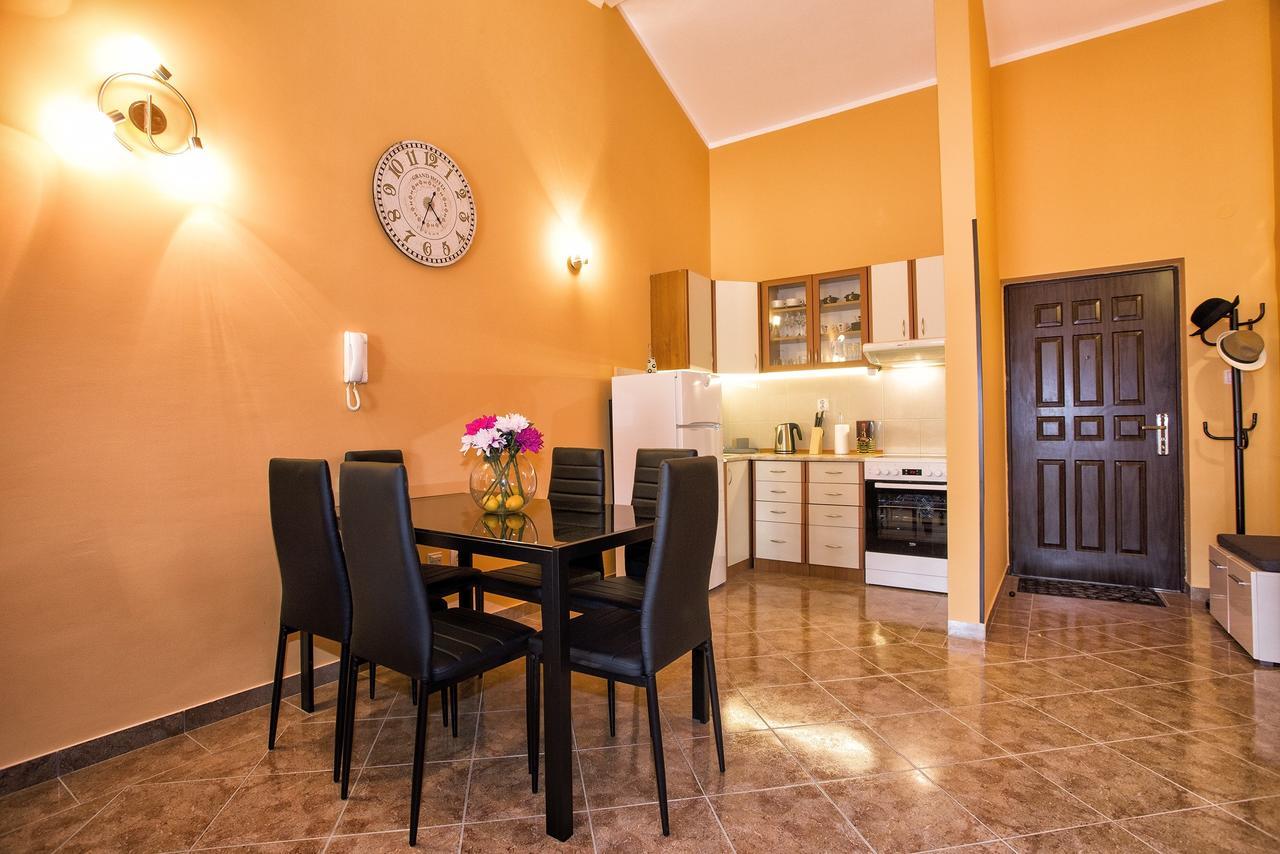 Apartment Sun Village Goran Herceg Novi Zewnętrze zdjęcie