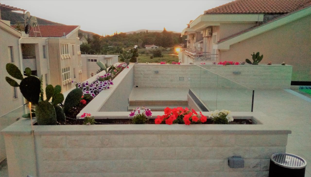 Apartment Sun Village Goran Herceg Novi Zewnętrze zdjęcie