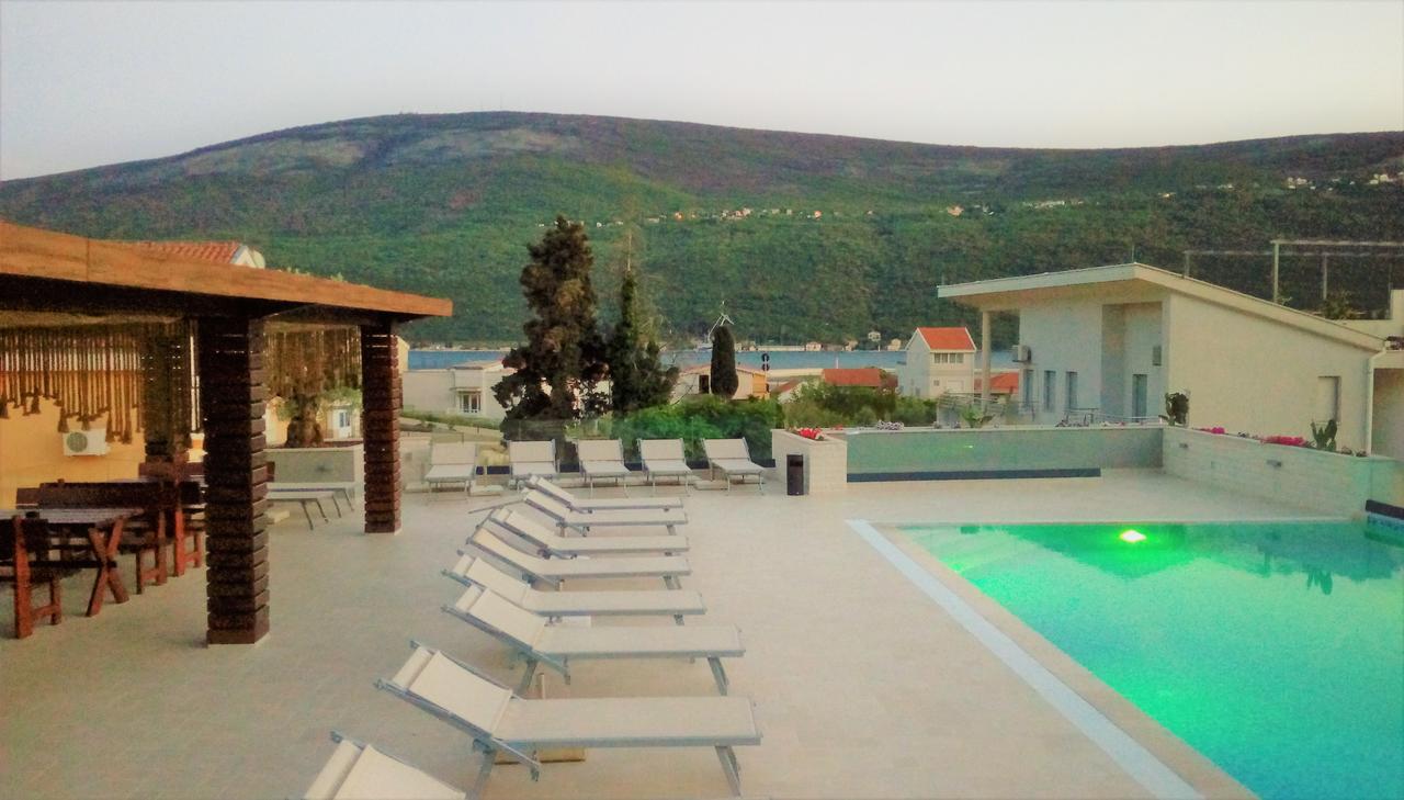 Apartment Sun Village Goran Herceg Novi Zewnętrze zdjęcie