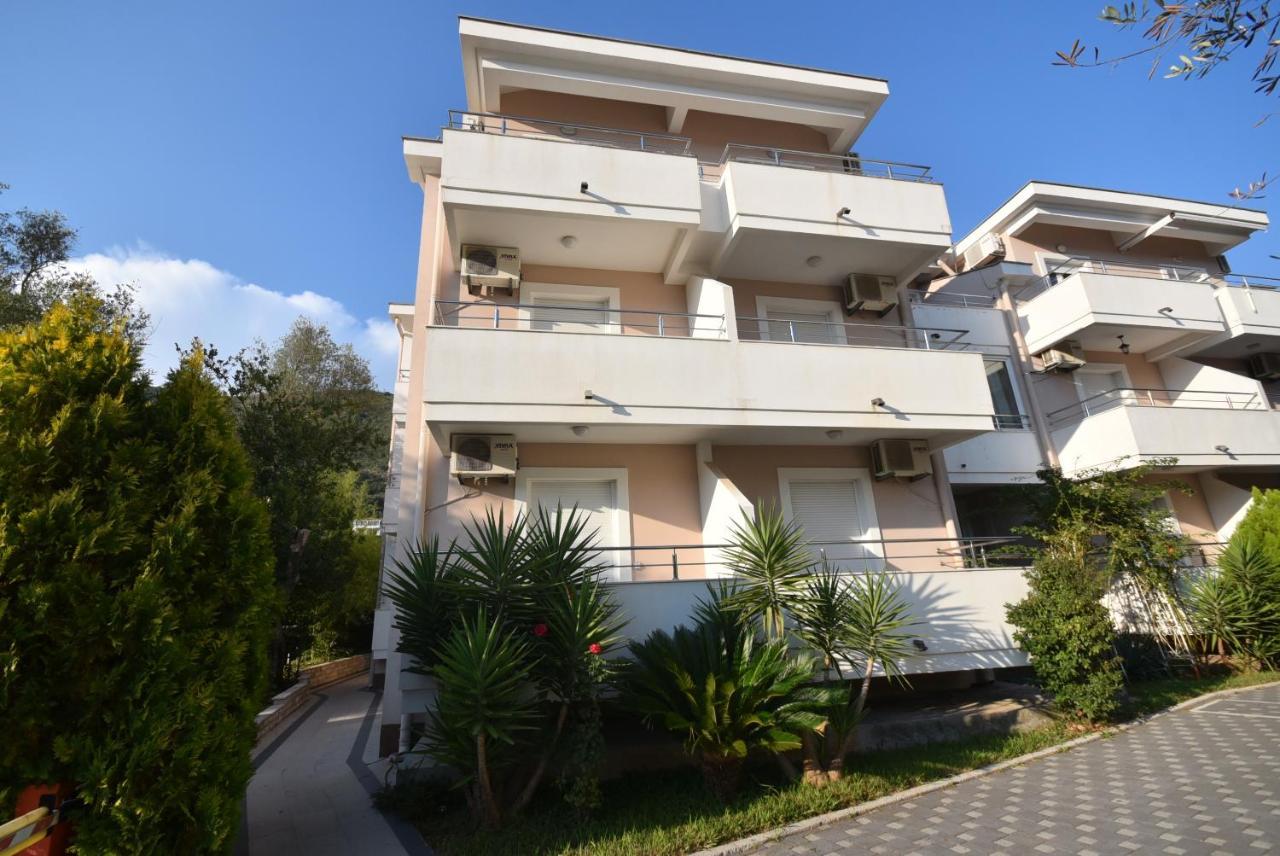 Apartment Sun Village Goran Herceg Novi Zewnętrze zdjęcie